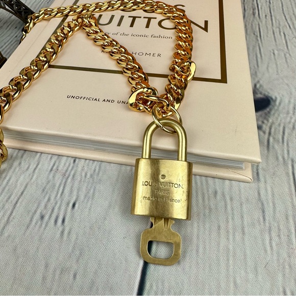 Louis Vuitton lock and key necklace on Cuban style chain - Picture 4 of 5